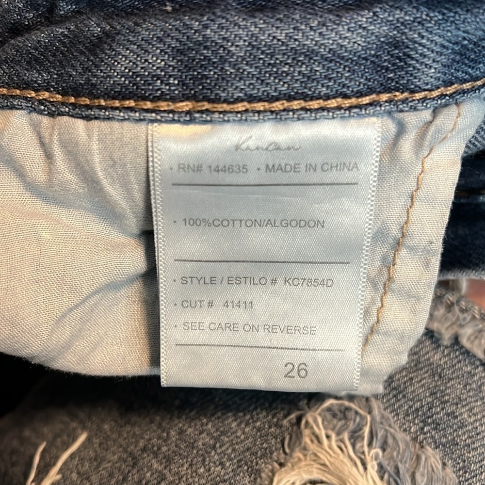 KanCan Cuffed Denim shorts - Picture 3 of 3